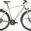 Cube Kathmandu Pro Desert´n´grey Vélo Trekking Homme 1 Cube Kathmandu Pro Desert´n´grey Vélo Trekking Homme -Scott Store 548310 Cube Kathmandu Pro desert n iridium 2022 0 1280x1280